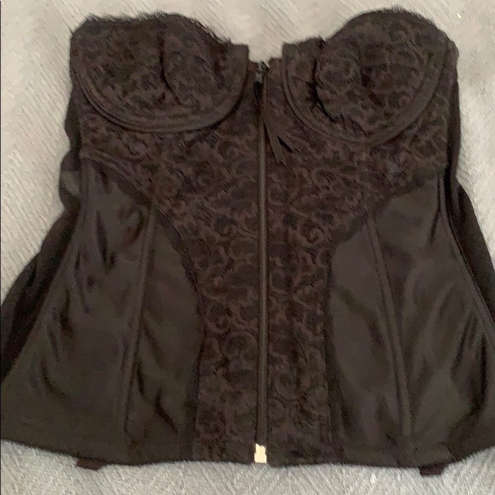 Undergarment for dress